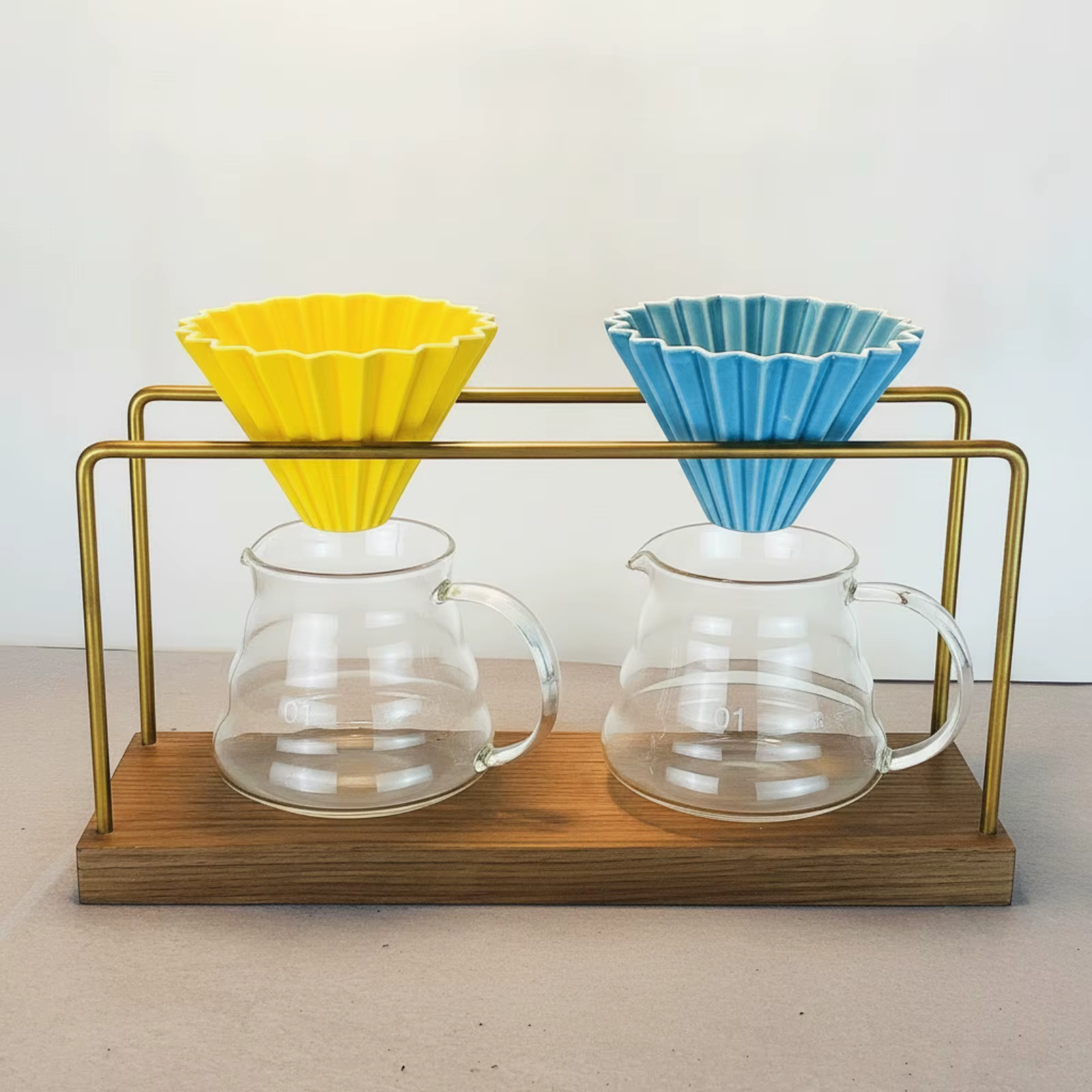 Soporte pour over minimalista para café – Elegante y estable
