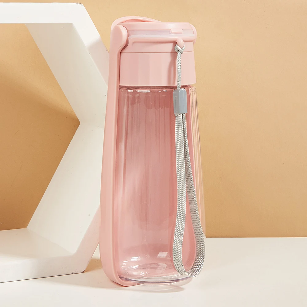 Botella de 550 ml y plegado 150°