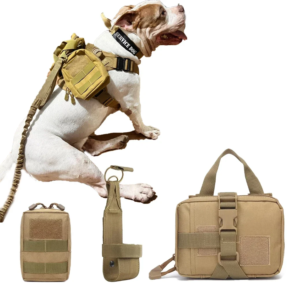 Vista frontal de las bolsas tácticas para perro