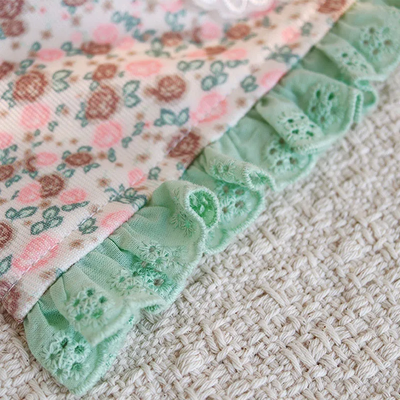 Vestido floral de verano con mangas voladoras para perros y gatos - imagen 3