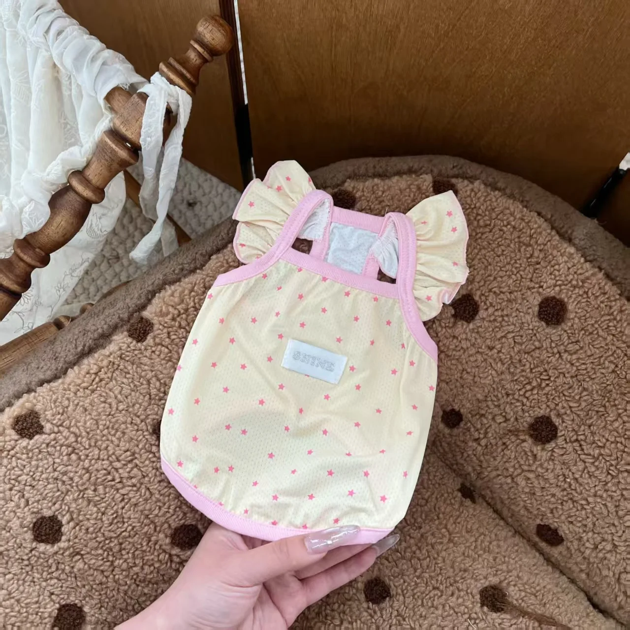 Chaleco refrescante para perros y gatos, diseño con estrellas