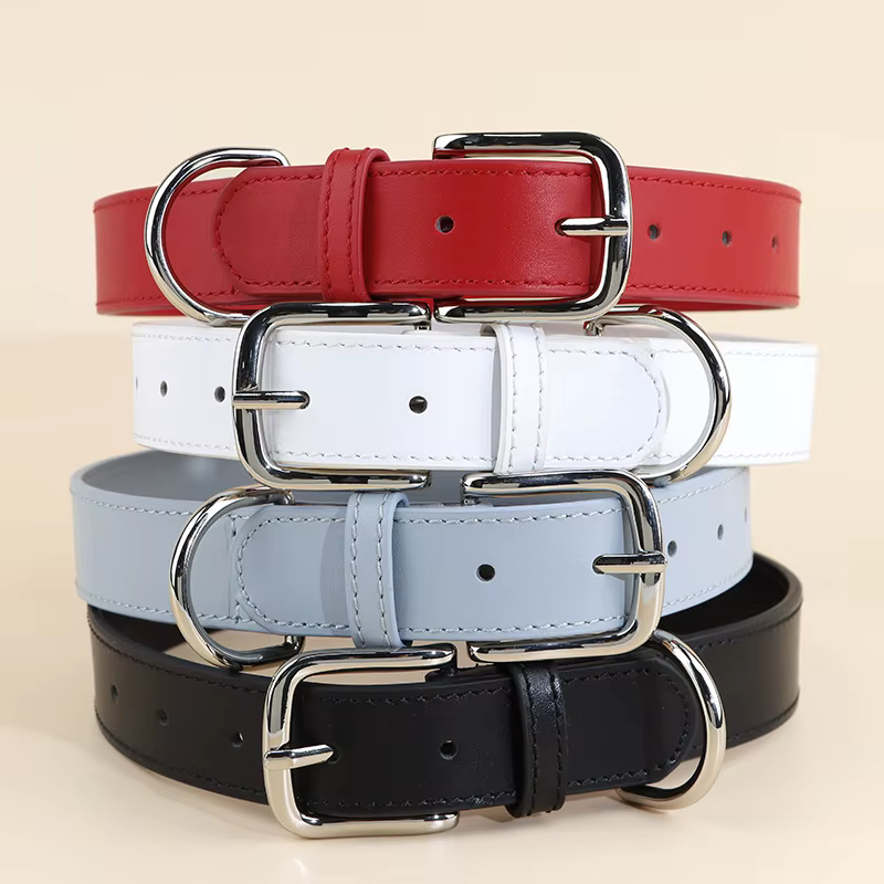 Collar de cuero ajustable para perros pequeños y medianos anti-traction