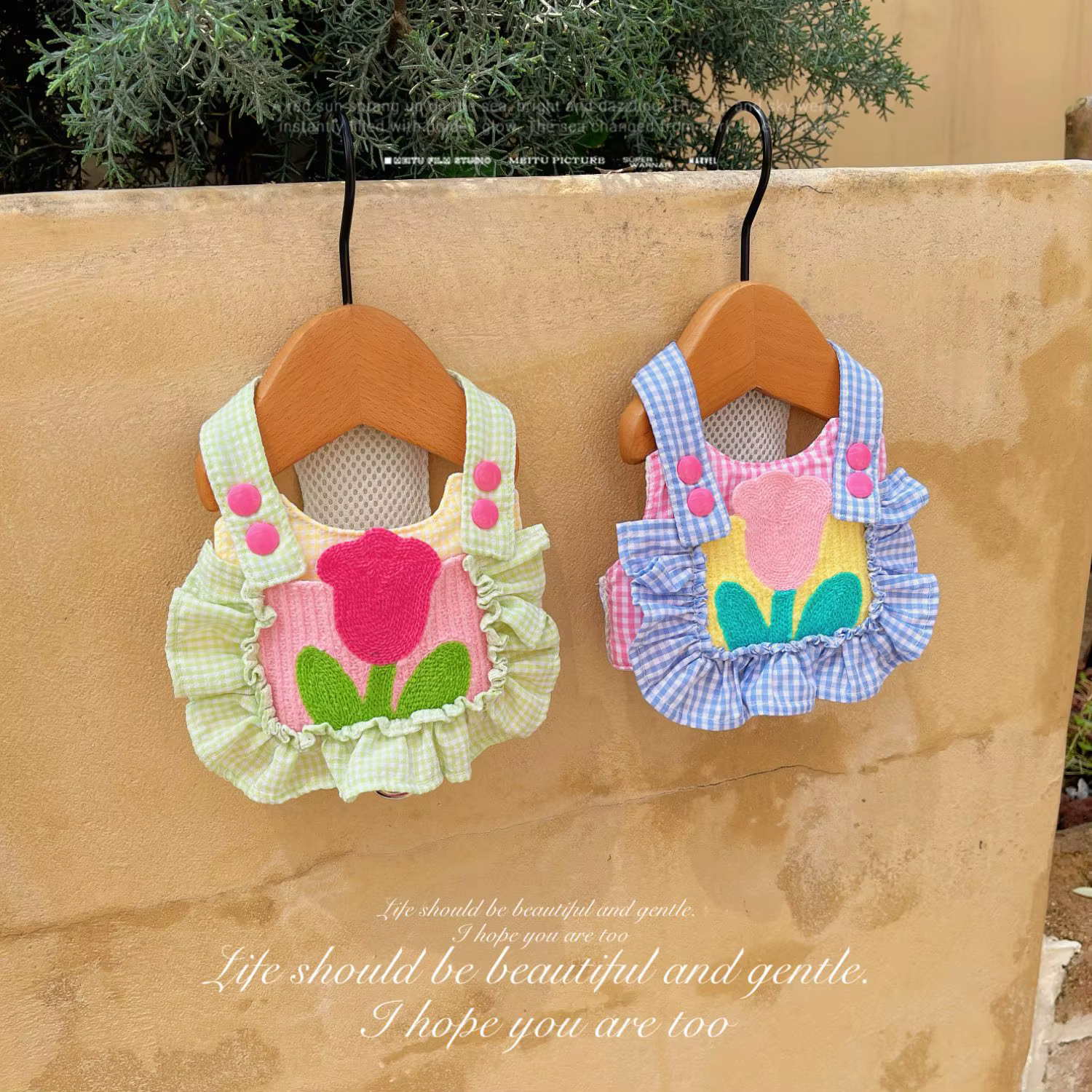 Arnés para perro con falda corta de flores, chaleco para verano - imagen 2