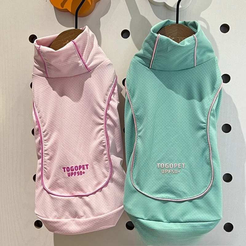 Chaleco refrigerante para perros en uso