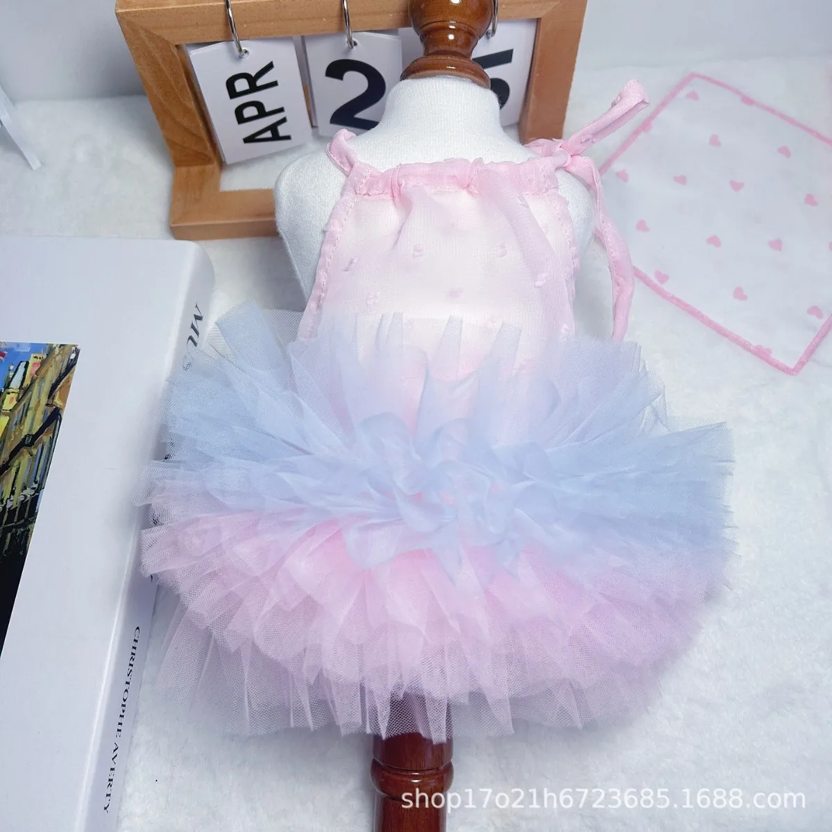 Vestido princesa de malla esponjosa transpirable para perros - imagen 2