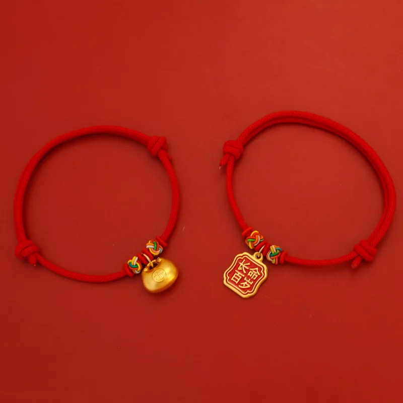 Collares en rojo y dorado