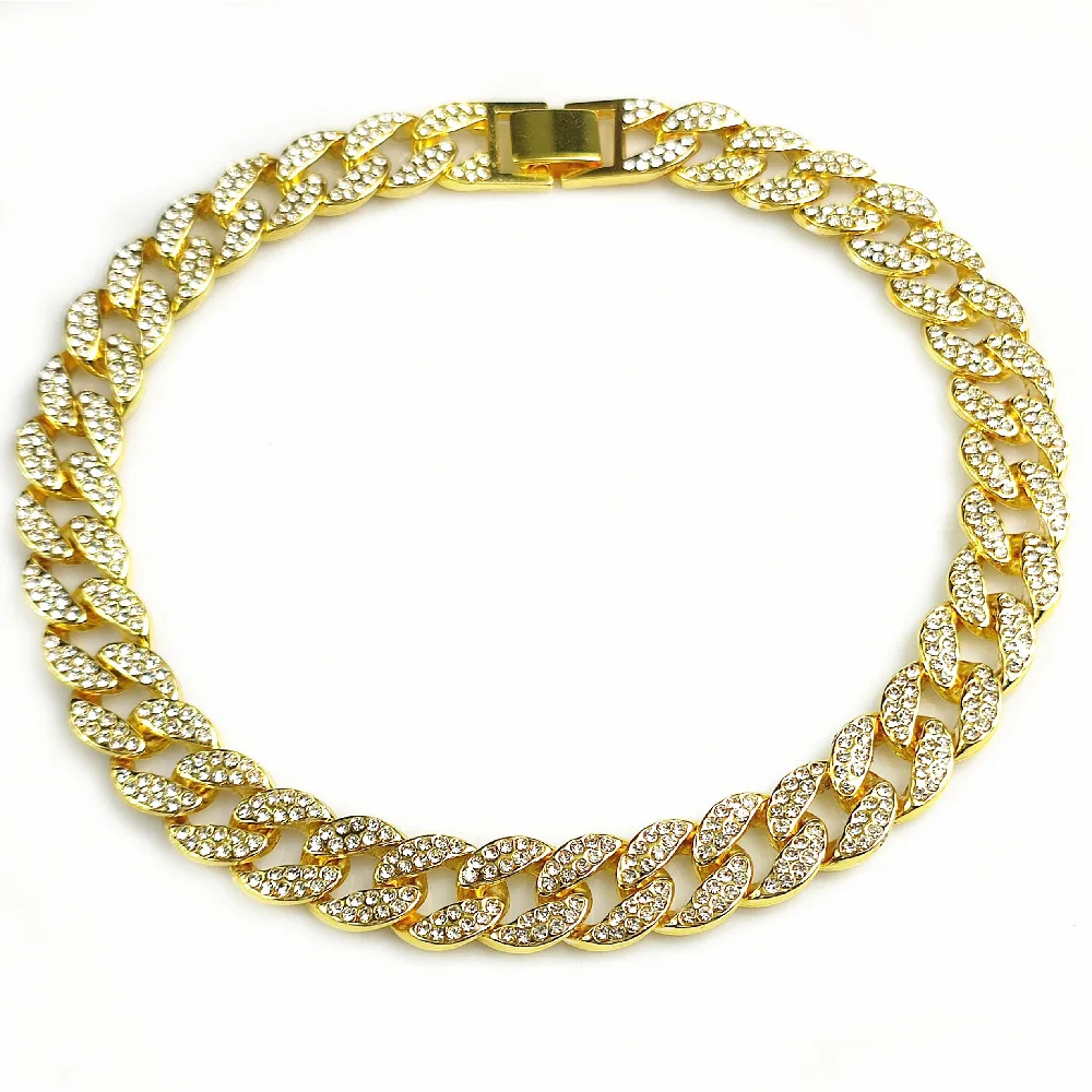 Collar mostrando eslabones extendidos