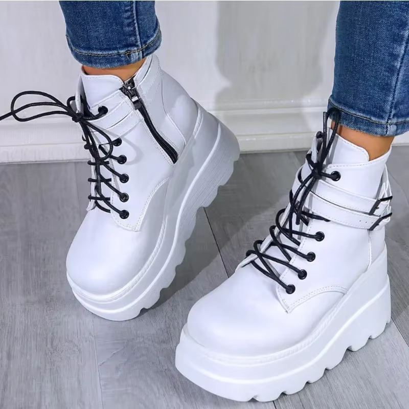 Botines góticos negros de mujer con tacón grueso y plataforma - imagen 2