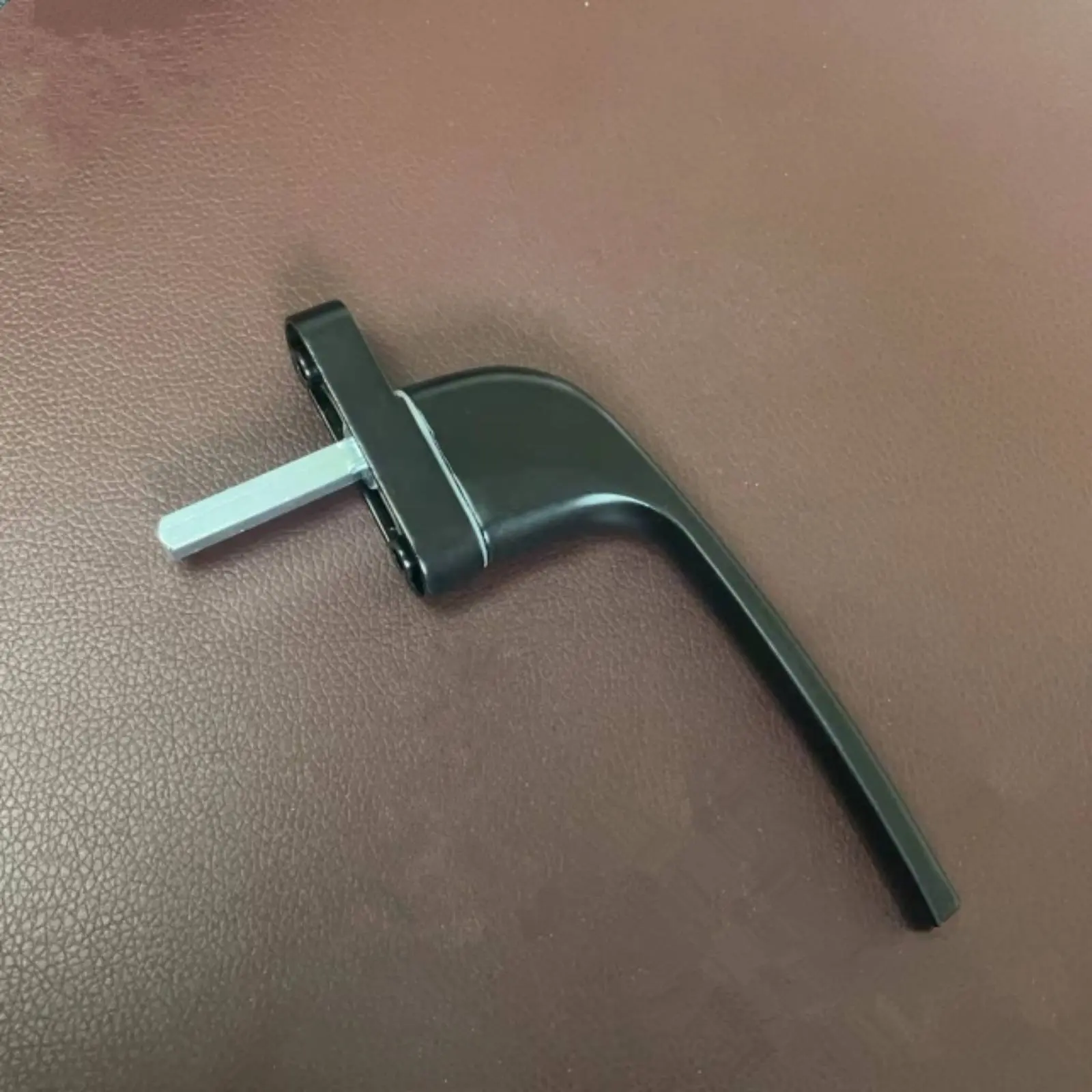 Manija tirador para ventana exterior con agarre ergonómico - imagen 3