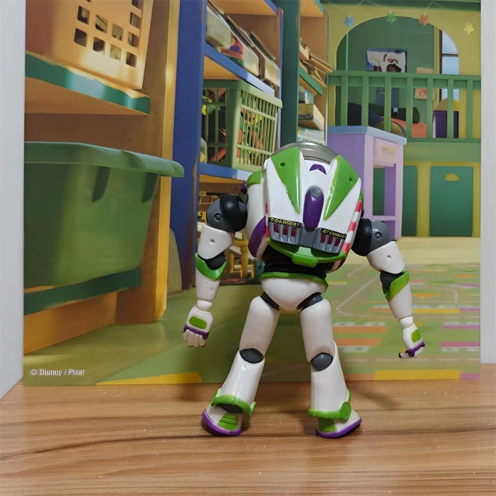 Figura articulada Buzz Lightyear de Toy Story – Coleccionable para niños