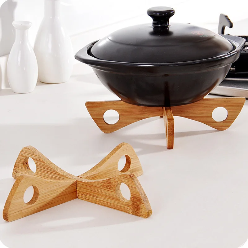 Tapete de madera en mesa