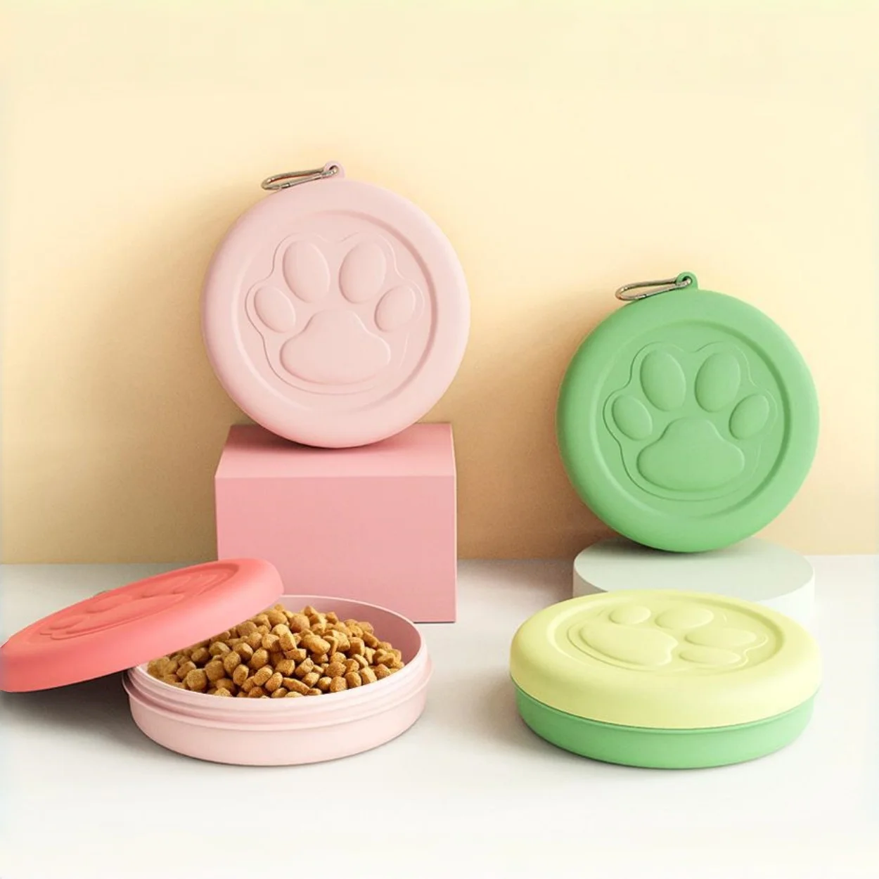 Contenedor desmontable del comedero para mascotas