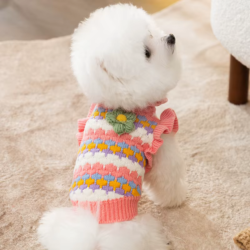 Suéter Tejido Floral para Perros y Gatos – Cálido Otoño e Invierno - imagen 4