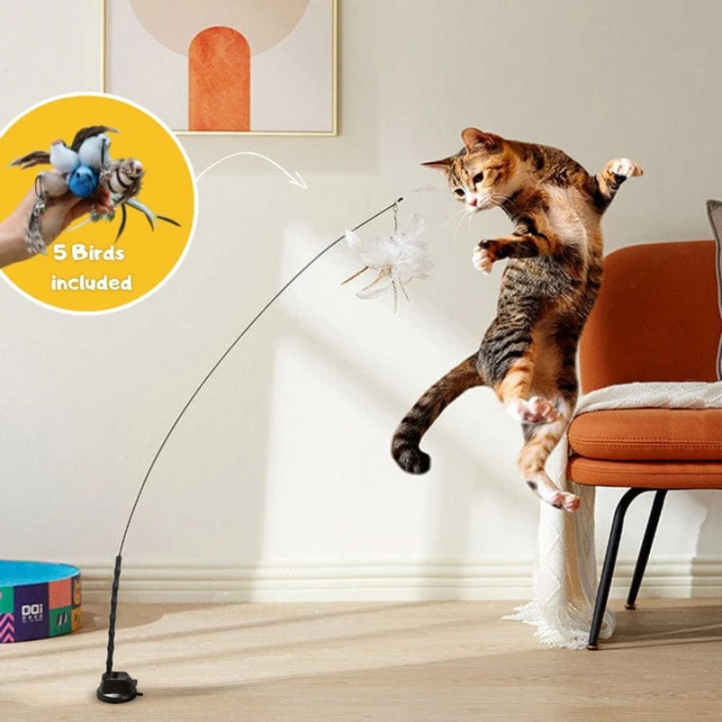 Gato jugando con la varita