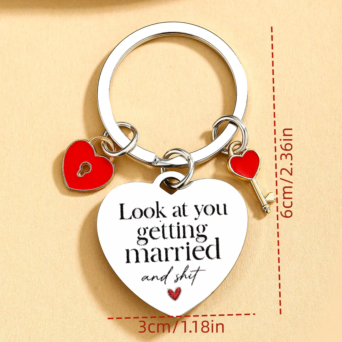 Llavero Corazón para Despedida de Soltera y Compromiso – Regalo Divertido - imagen 4