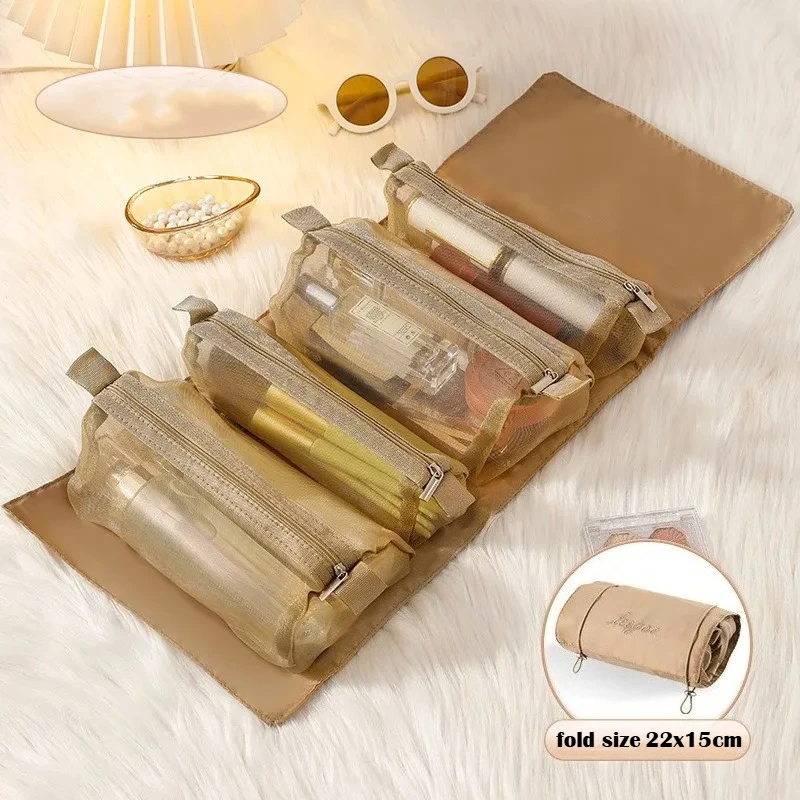 Módulos desmontados de la bolsa de maquillaje
