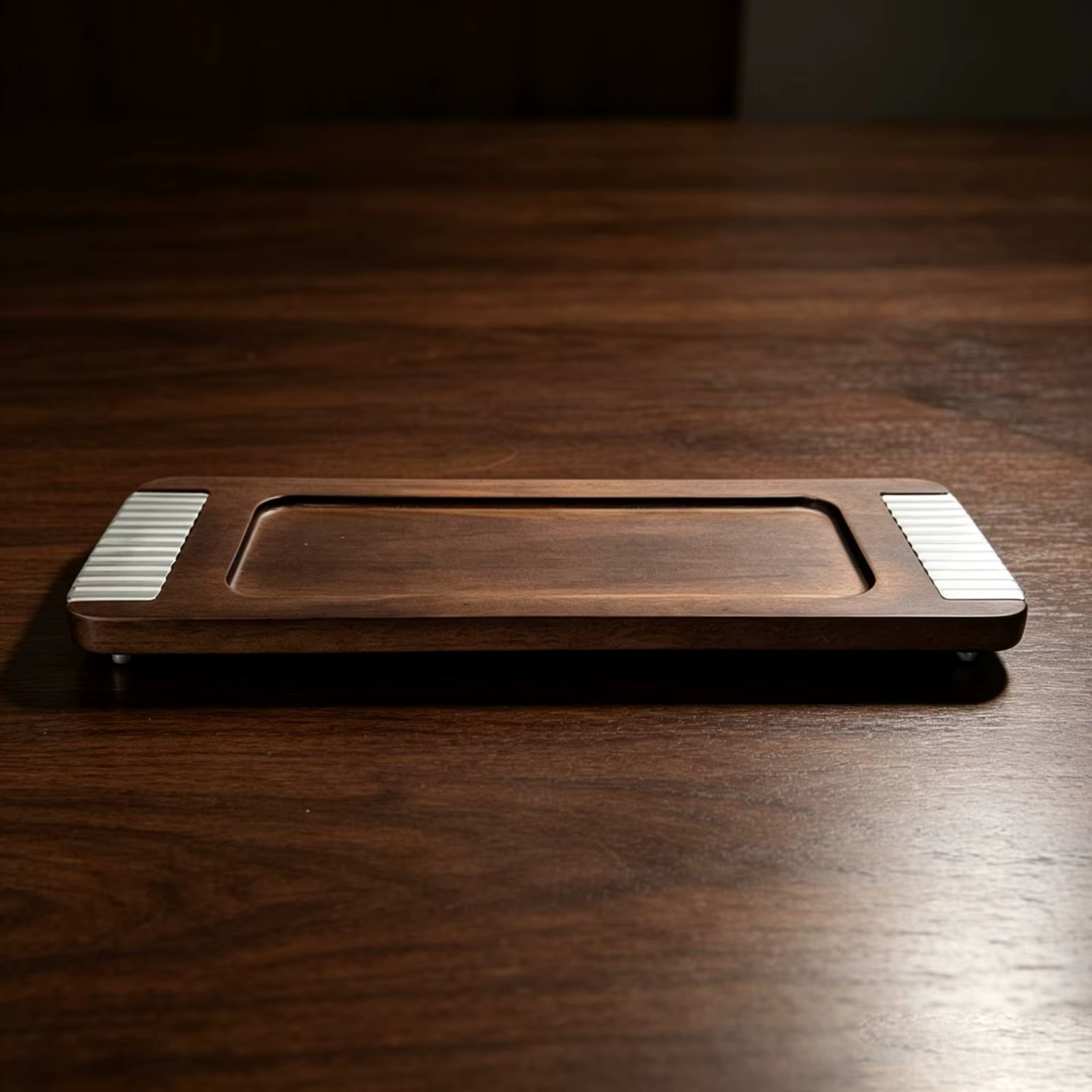 Bandeja Rectangular Decorativa con Patas para Gato – Mesa Auxiliar Elegante