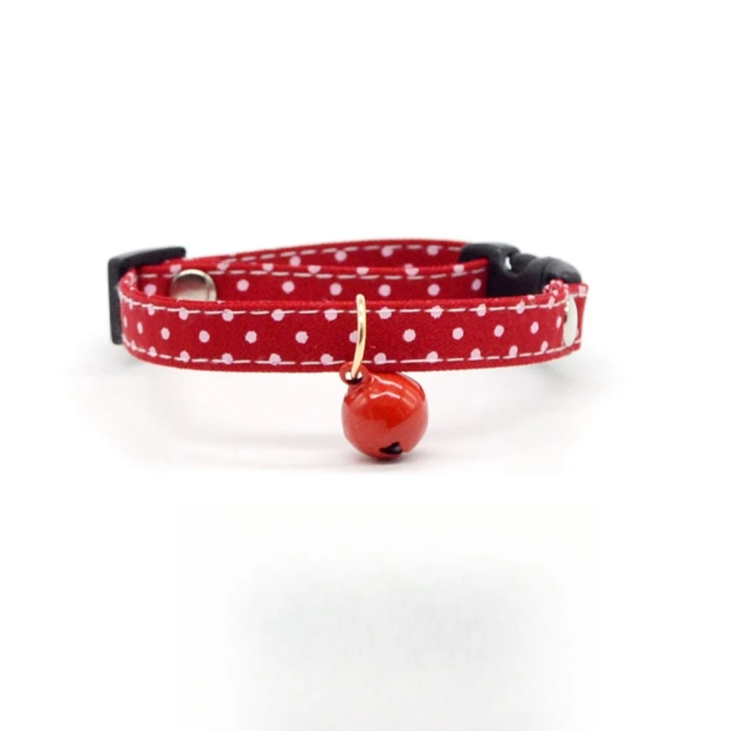 Collar Rojo Detalle 2