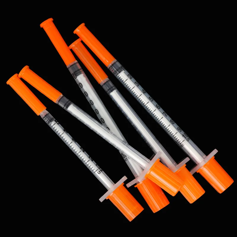 Kit de jeringas veterinarias con agujas