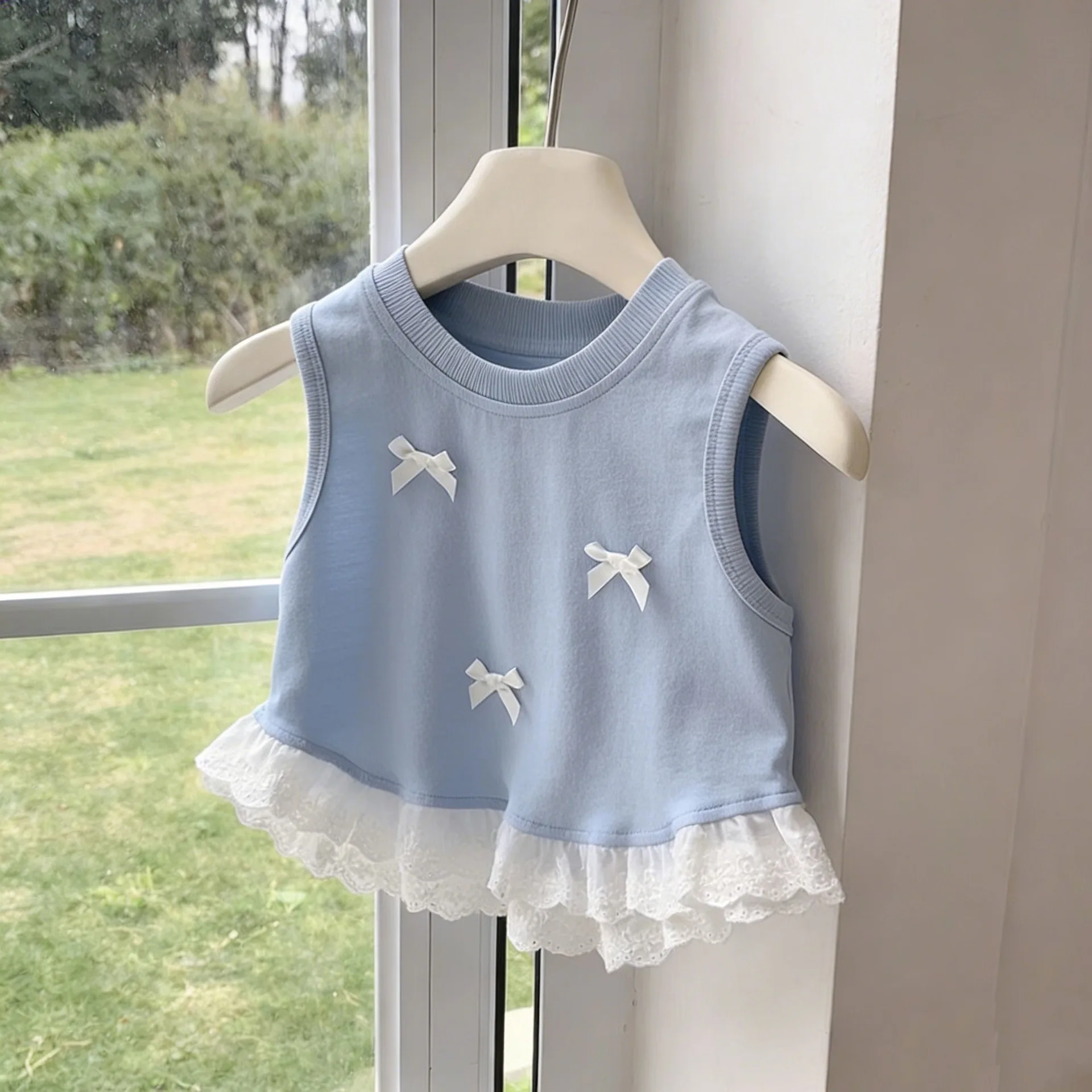 Vestido de verano para perros, fresco y con lazo de encaje azul - imagen 2