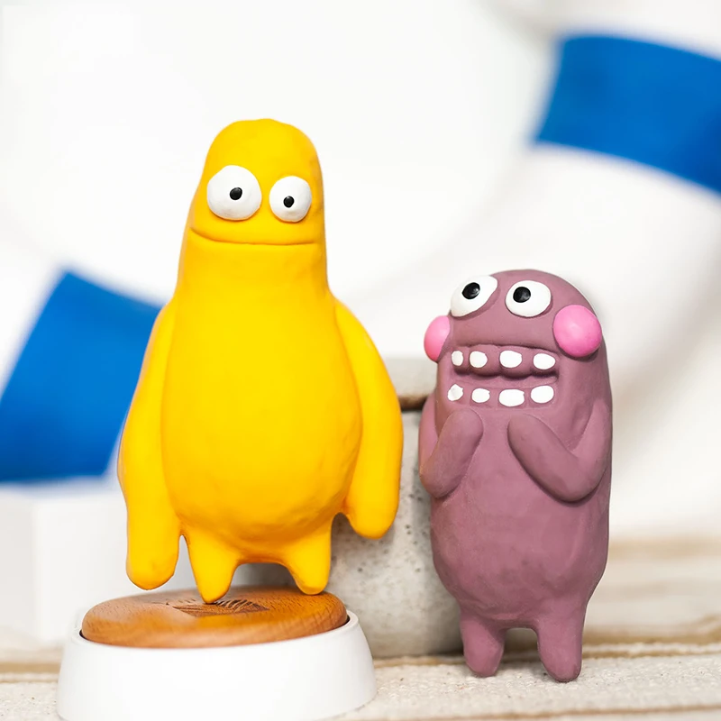 Limpieza del juguete de látex para perro