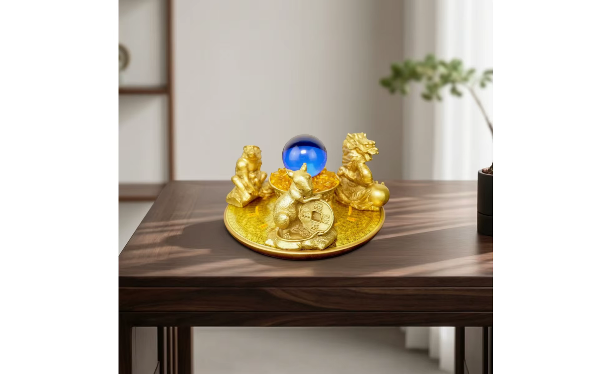 Figuritas de animales alrededor del soporte central