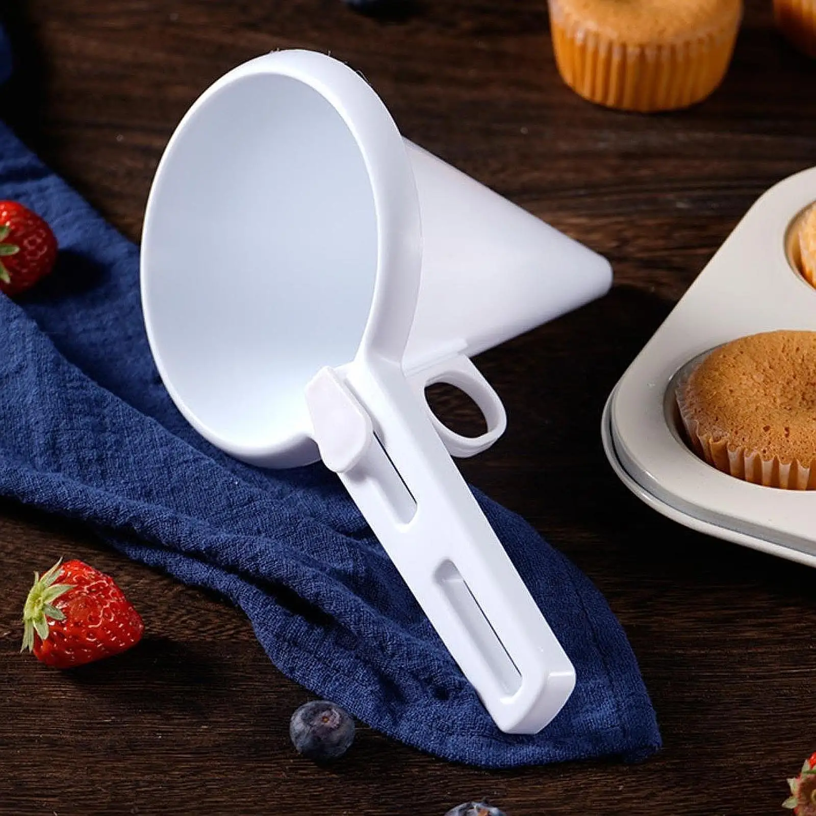 Dispensador portátil de comida para gatos y perros – Embudo de precisión - imagen 3