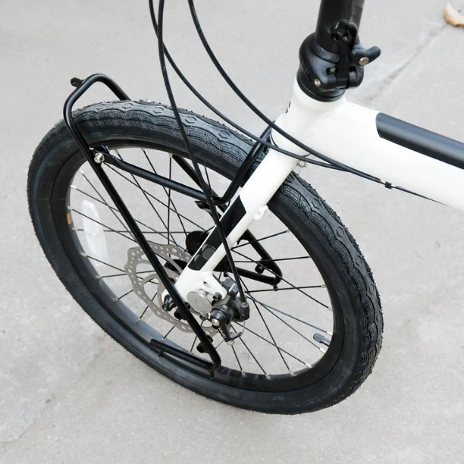 Vista del portaequipajes delantero para bicicletas plegables