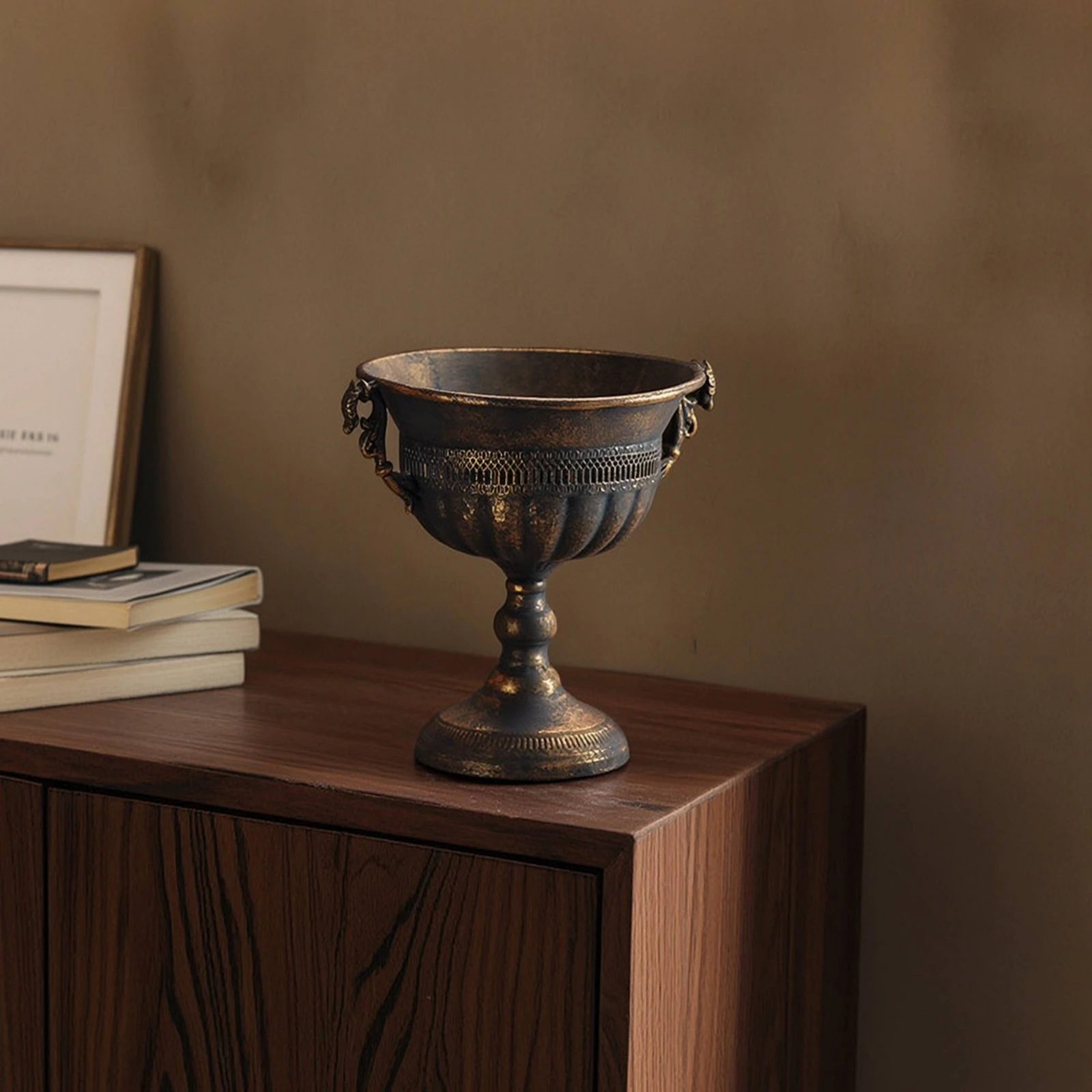 Macetero rústico con pedestal decorativo para mesa - imagen 2