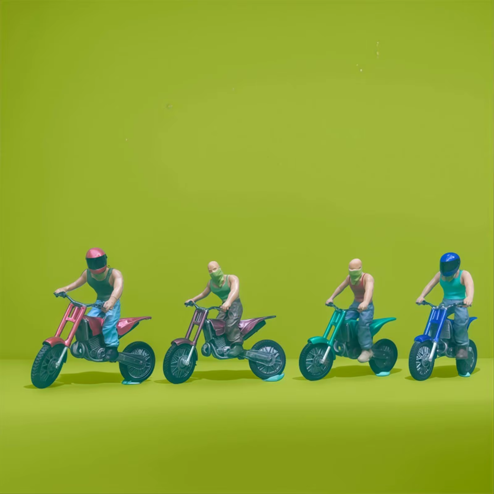 Figuras de motociclistas en miniatura 1:64 para maquetas y dioramas - imagen 4