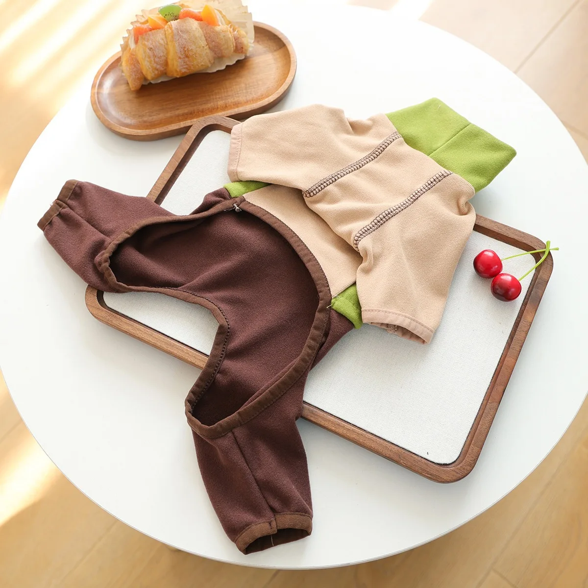 Mono cortavientos para perro Yorkshire talla XS con cuello alto - imagen 3