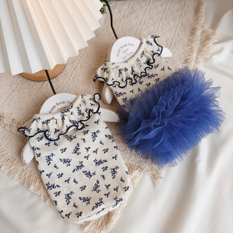 Minifalda floral de verano para Bulldog Francés con tutú y velos - imagen 3