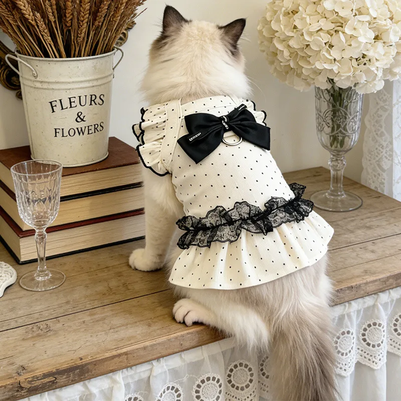Vestido de encaje transpirable con lazo para gatos y perros - imagen 2
