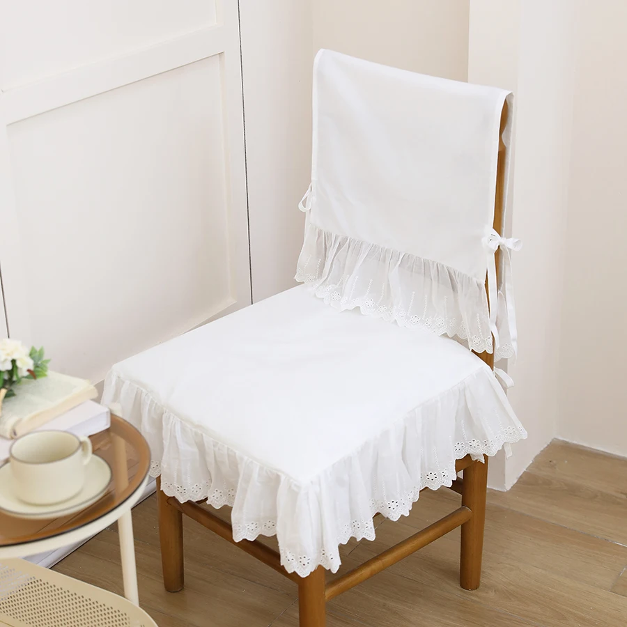 Funda para silla de algodón blanco con bordado moderno
