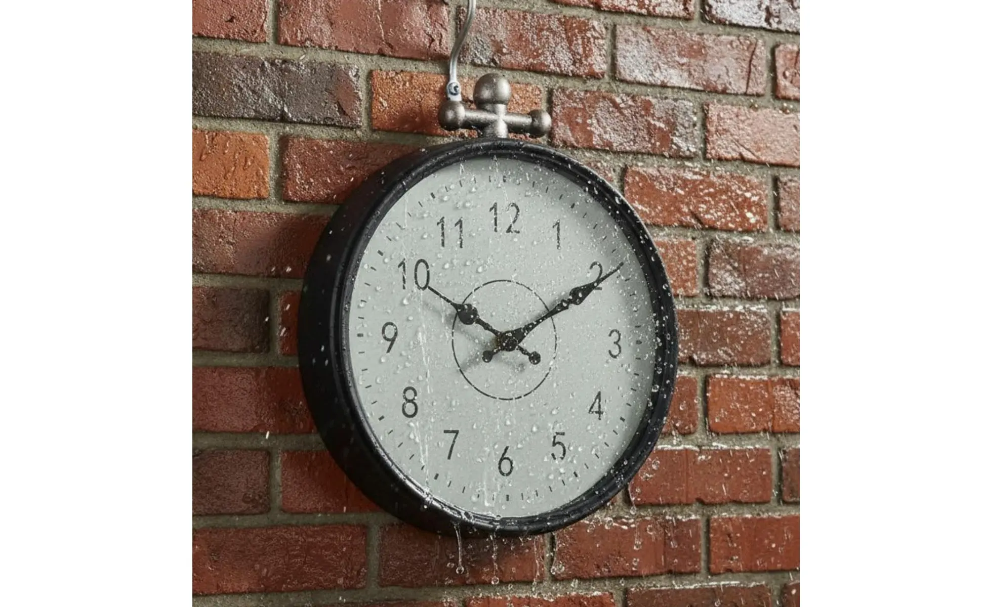 Reloj de pared impermeable con esfera clara