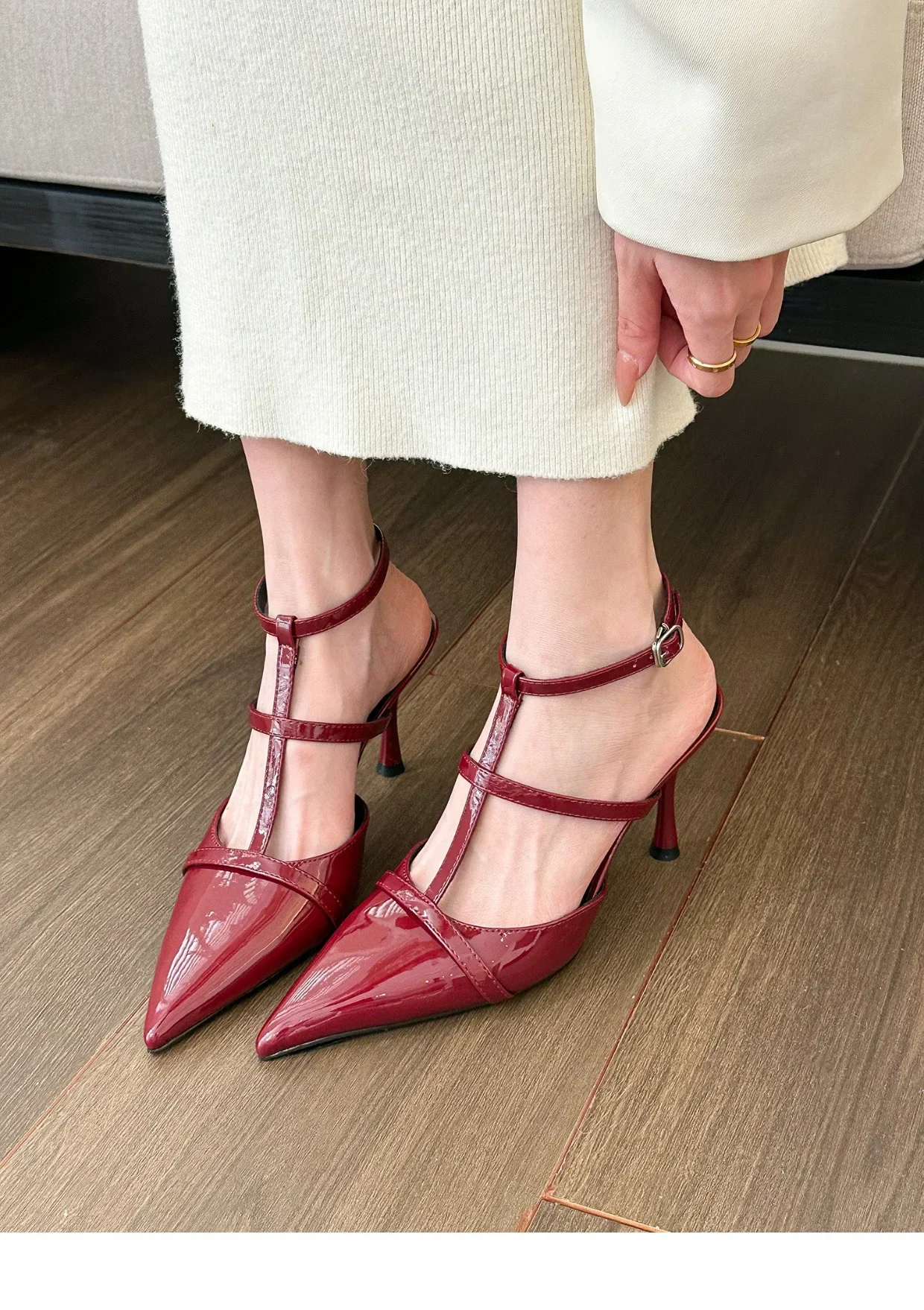 Zapatos combinando con outfit primaveral