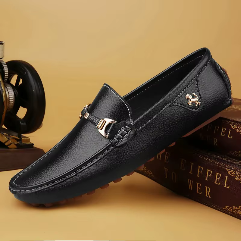 Zapatos formales casuales para combinar con traje o chinos