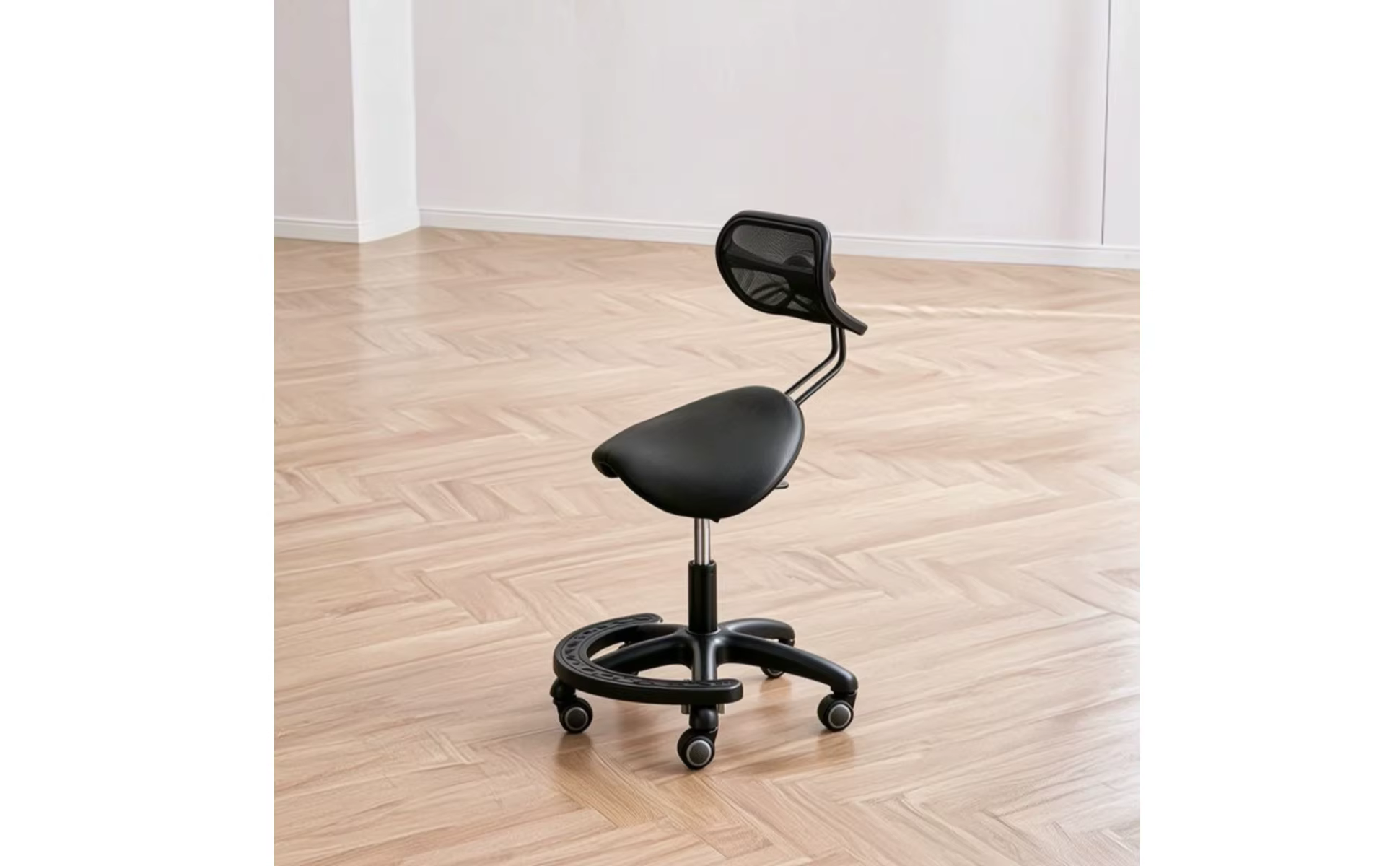 Taburete ergonómico con asiento tipo sillín y ruedas